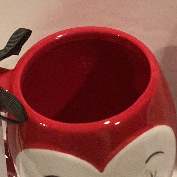 Carnival Cottage by Johanna Parker Queen of Hearts mug - Picture 3 of 5